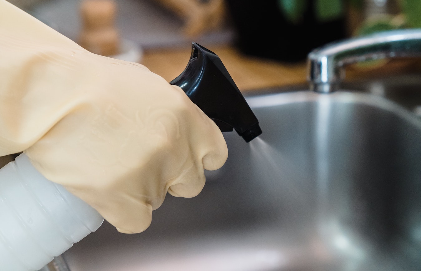 How to Clean a Stainless Steel Splashback